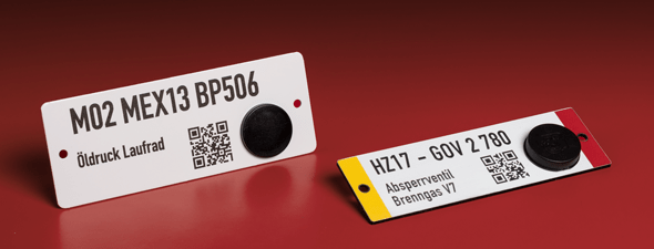 Auf diesem Bild sehen Sie RFID-Schilder.